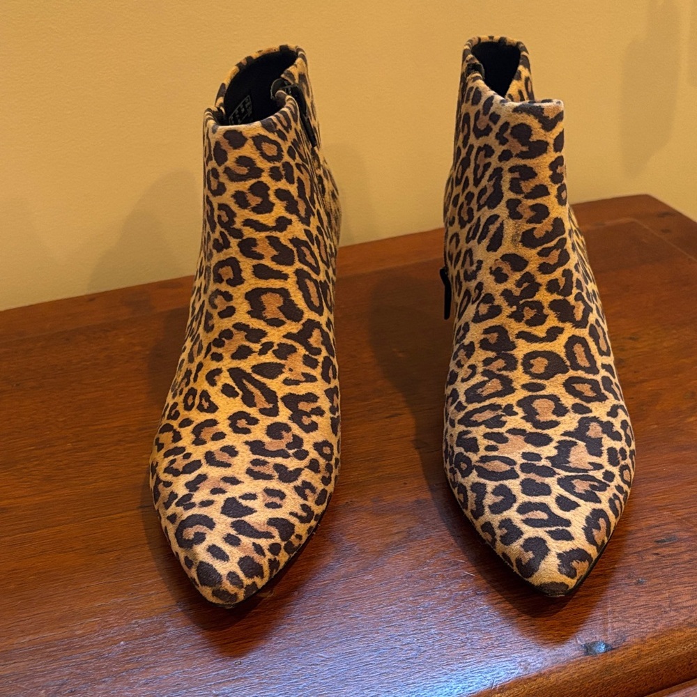 Clarks Linvale Sea Leopard Print Heeled Boots 7.5 Medium
